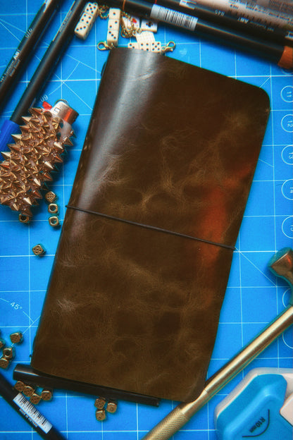 Traveler’s Style Leather Journal Cover - Olive - Standard Size